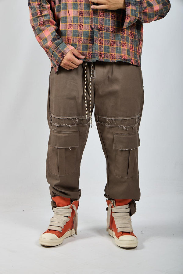 CARGO PANT DESTORYED